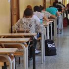 Roma, la docente all'esame di maturità: «L'Aids si contrae con i rapporti omosessuali»