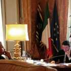 â¢ Renzi: "Non Ã¨ tempo di intervento militare, aspettiamo l'Onu"