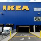 Donne e ragazze 'eliminate' dal catalogo: Ikea citata in giudizio, «class action multimilionaria»