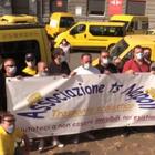 Scuolabus, proteste a Napoli. «Senza aiuti costretti ad abbandonare il servizio»