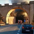 Incidente in galleria a Urbino, ambulanza contro pullman: almeno 4 morti