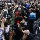 Mimmo Lucano alla Sapienza, tensione al corteo di Forza Nuova: sit-in degli antifascisti