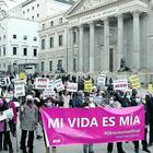 Il Parlamento spagnolo: «È un diritto fondamentale»