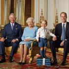 Carlo d'Inghilterra verso il trono. «Regina Elisabetta “pensionata" entro 18 mesi e taglio dei familiari»