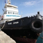 «Mare Jonio pagata per trasbordo migranti». Quattro indagati dai pm di Ragusa