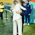 Lisa Boattin e Linda Sembrant, il bacio dopo Italia-Svezia: compagne alla Juventus (e nella vita), avversarie al Mondiale di calcio femminile