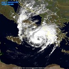 Ciclone mediterraneo in Calabria, allerta meteo: «Restate in casa»