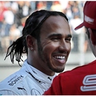 Hamilton, l'indizio nascosto dalla Ferrari giorni fa: spunta la Rossa con il numero 44 di Lewis
