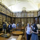 Roma, affreschi, volumi e mappamondi, così rinasce la Biblioteca segreta dei "medici"