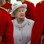 Regina Elisabetta, «può violare la legge anti-razzismo»: altra bufera a Buckingham Palace