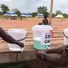Nei campi UNHCR per rifugiati in Africa si cuciono mascherine contro il coronavirus