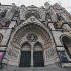 Il virus a New York: La Cattedrale diventa ospedale