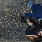Turista denuncia stupro a Palermo: «Sembrava gentile, poi gli abusi». Arrestati due cugini, le intercettazioni delle mogli infuriate