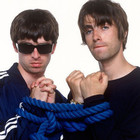 Gli Oasis, il gruppo di Liam e Noel Gallagher