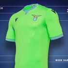 Lazio, la nuova maglia "Away" è verde fluo