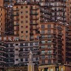 • Napoli città di carta: a rischio nove palazzi su dieci
