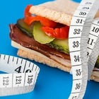 Dieta del digiuno intermittente, lo studio: «Aumenta il rischio di morte per eventi cardiovascolari». I danni per la salute