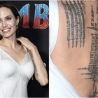 Angelina Jolie svela i suoi tatuaggi alla presentazione di Dumbo