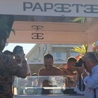 Salvini: «Questa estate torno al Papeete con mio figlio». E su Facebook è il politico più seguito d'Europa