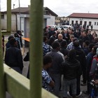 «Pronti alle barricate», i sindaci minacciano battaglia sui profughi
