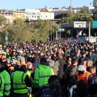 Sciopero No Green pass, al porto di Trieste duemila persone. Bloccati due varchi a Genova. La protesta non blocca il Paese