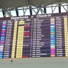 Scioperi a raffica, treni e aerei a rischio: il 13 si ferma il personale di Trenitalia e Italo, il 15 quello degli aeroporti