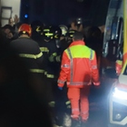 Palazzina crollata a Bari, salvata Rosalia De Giosa. L'applauso liberatorio: «La signora è in buone condizioni di salute»
