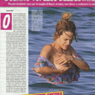 Laura Chiatti fuori di seno al mare col marito Marco Bocci (Spy)