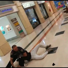 Assalto alla gioielleria della galleria commerciale, presi due rapinatori Assalto alla gioielleria della galleria commerciale, presi due rapinatori