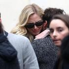Chiara Ferragni piange al funerale dell'ex manager: lo straziante saluto ad Alessio