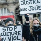 Sesso consenziente a 13 anni, ora lo vieta anche la Francia. L'incubo di Julie, violentata dai pompieri