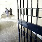 Uccide due pedofili in carcere a bastonate: «Ho pensato di fare un favore a tutti»