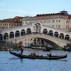 Venezia, turista scippata: rissa con la nomade