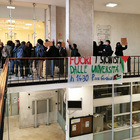 Molinari contestato a Napoli, gli studenti: «Ci hanno impedito di spiegare le motivazioni del nostro dissenso»