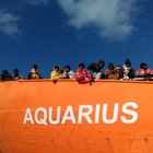 Salvini contro la nave Aquarius con 142 profughi a bordo: «Non vedrà mai un porto italiano»