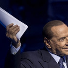 Berlusconi vola al Ppe per rassicurare l'Europa. Lazio, lo stop di Salvini