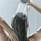 Donna muore folgorata mentre fa la doccia: uccisa da una dispersione di energia elettrica prodotta dallo scaldabagno