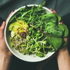 Dimagrire mangiando insalata: l’errore che vanifica tutti gli sforzi