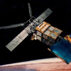Il satellite Ers-2 precipita sulla Terra: «Grosso come un autobus». Cosa si rischia (anche in Italia) e dove potrebbe atterrare