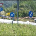 Umbria, auto si ribalta e vola giù dal viadotto a Torricella: morti 3 ragazzi, il luogo dell'incidente
