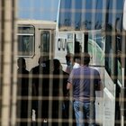 Lazio, 334 migranti dalla Sicilia: 9 fuggiti La Regione: «Il 4,5% positivo. Rischio sovraccarico sistema sanitario»