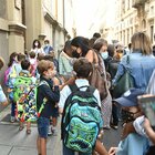 Scuola, classi in quarantena: casi a Roma, Milano, Friuli, Toscana. Tra i banchi scatta l'allarme