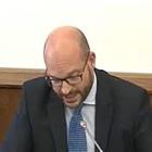 Omogenitorialità, Fontana: «No a riconoscimento bambini concepiti con pratiche vietate in Italia»