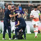 Fiorentina, Biraghi colpito alla testa da un oggetto lanciato dai tifosi del West Ham