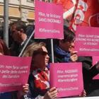 «No al ddl Pillon». Il blitz delle femministe davanti a Montecitorio