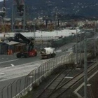 Caldo deforma i binari: treno merci deraglia a La Spezia