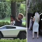 Kim Kardashian, il Cybertruck Tesla da 1.500 dollari per i 5 anni del figlio Psalm: «La stessa auto di mamma, ci andrò a scuola!»