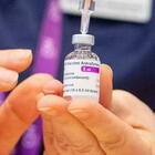 Vaccino AstraZeneca verso la somministrazione agli over 65: domani riunione del Cts dell'Aifa