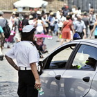 immagine Roma, «Troppo caldo lavorare al sole»: i vigili urbani vogliono i gazebo