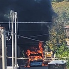 A fuoco l’autobus degli studenti: salvi autista e venti passeggeri